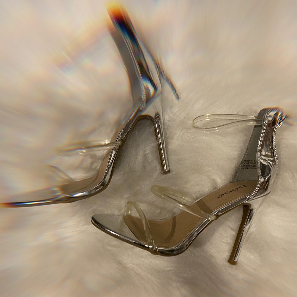 New BeBe Berdine Sandals- Silver (SZ 8)